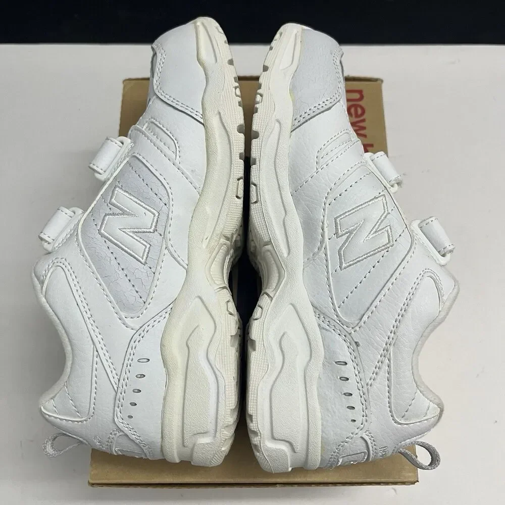 New Balance 621 Youth SZ  White Leather Hook Loop Training Shoes SZ 2.5 M
